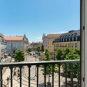 Le Consulat Hotel