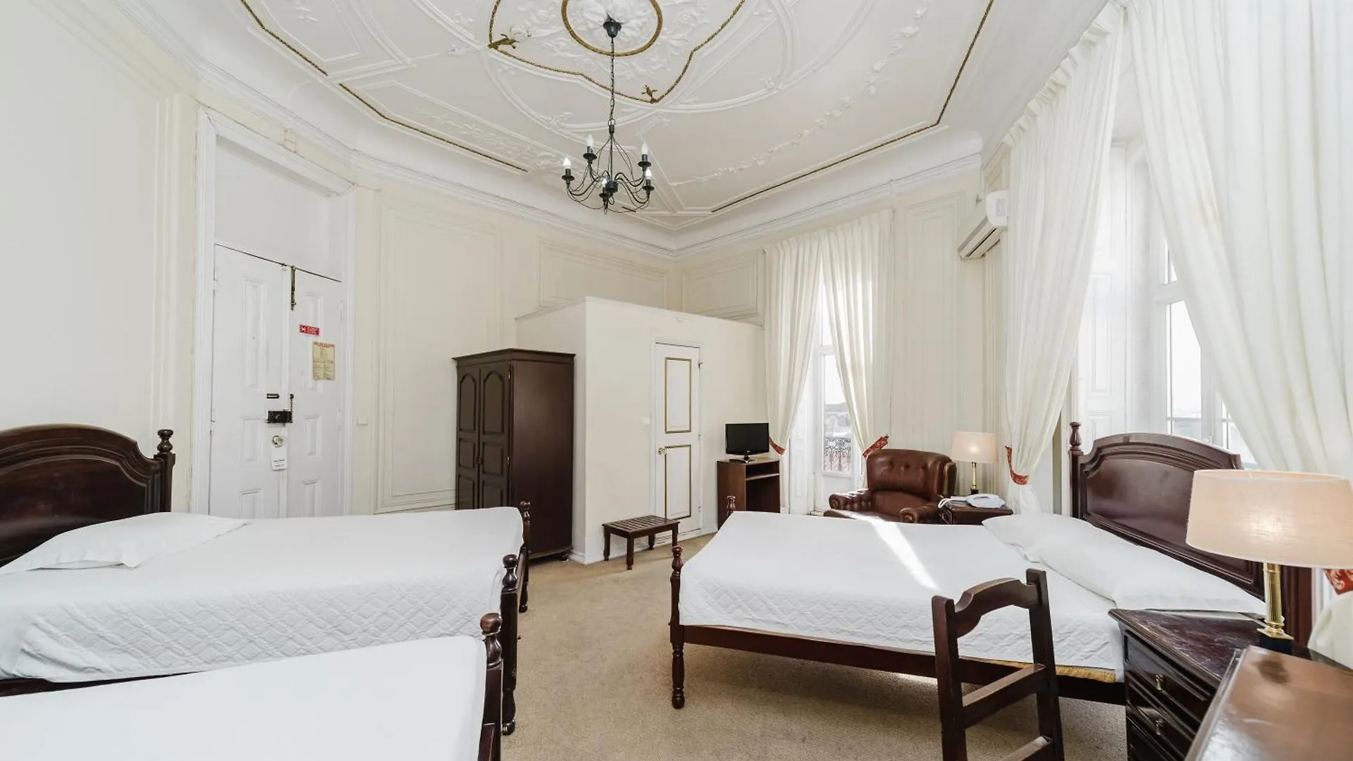 *** Guest house Pensao Londres Hotel Lisbon Portugal